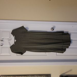 LulaRoe Carly green S